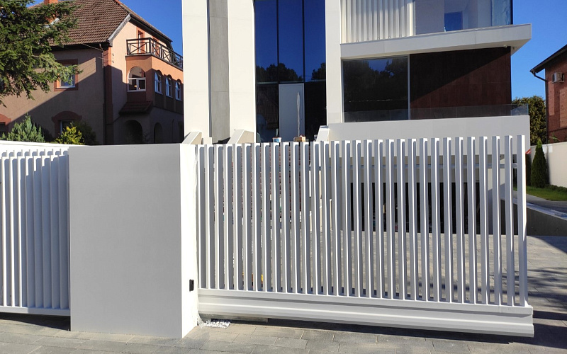 Модель STRINGS